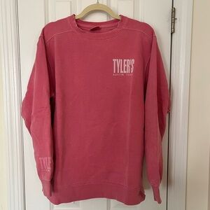 Tyler’s Austin Texas pink crewneck sweatshirt